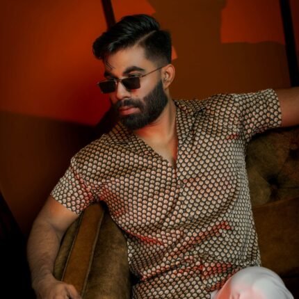 Alternative view of Aristo Cuban Half Sleeve Printed Shirts (Black Pattern)