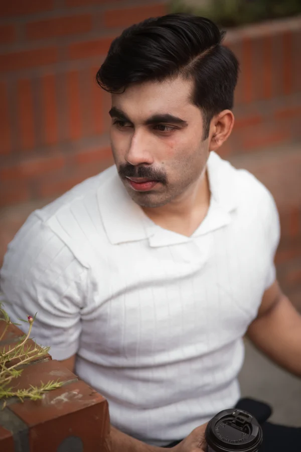 Ribbed V Polo T-Shirt (Off White) - Image 3